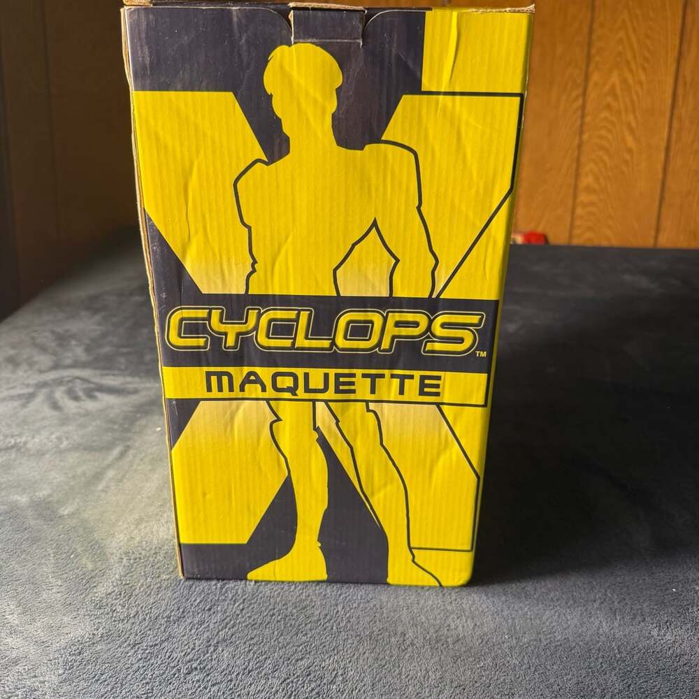 Marvel Limited Edition Hard Hero X-Men Evolution Cyclops Maquette Statue